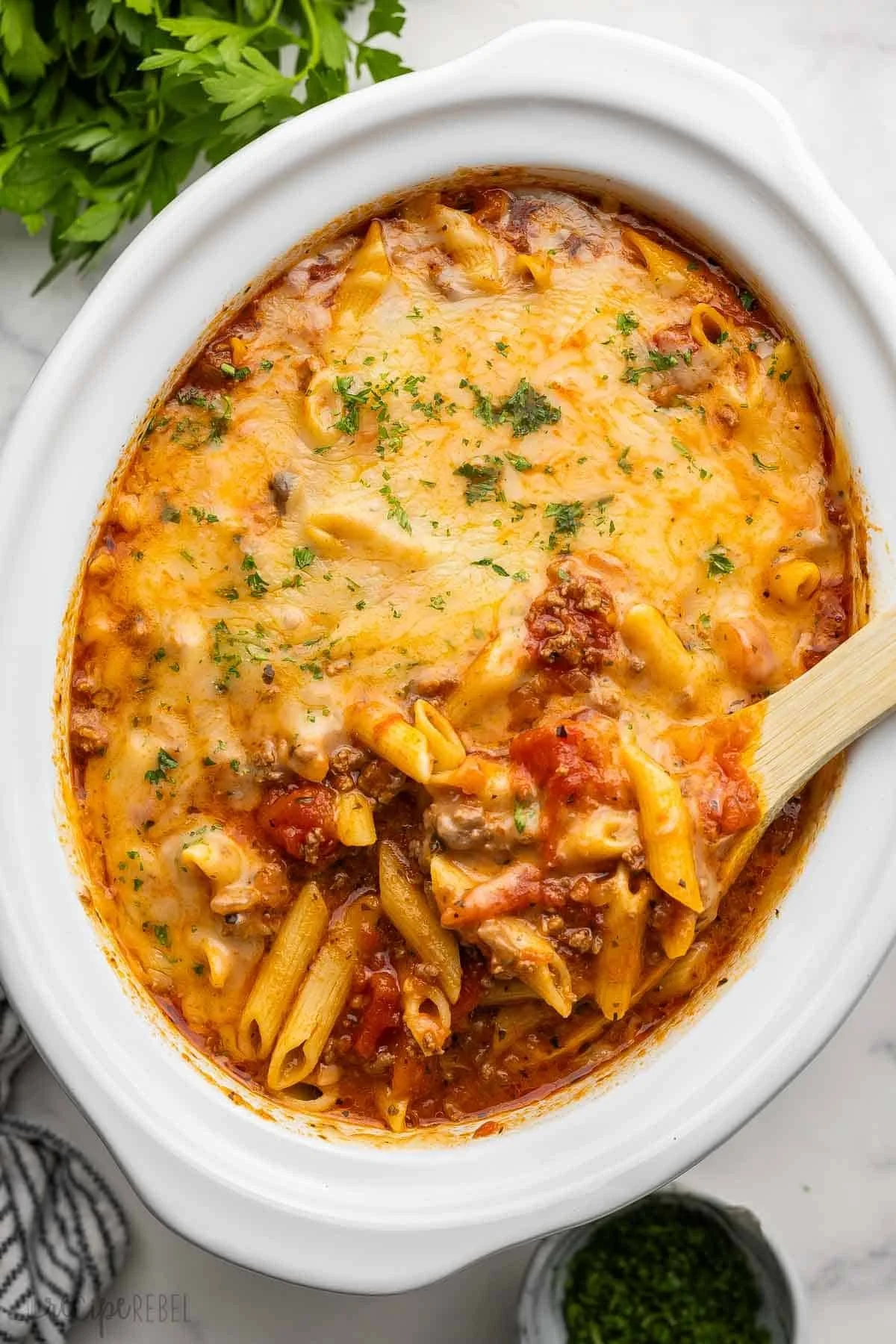Delicious Slow Cooker Baked Ziti ready to serve.
