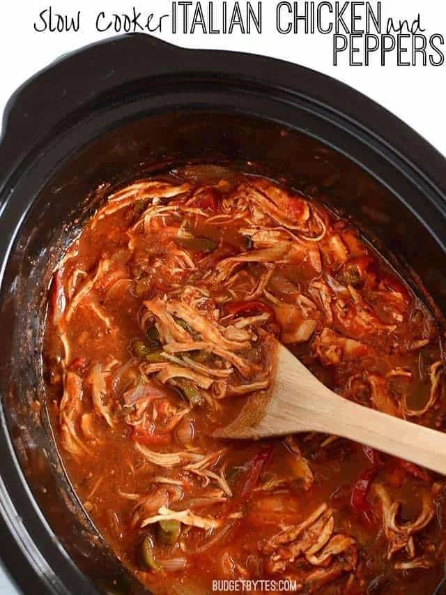 Slow Cooker Italian Chicken and Peppers dish served in a bowl