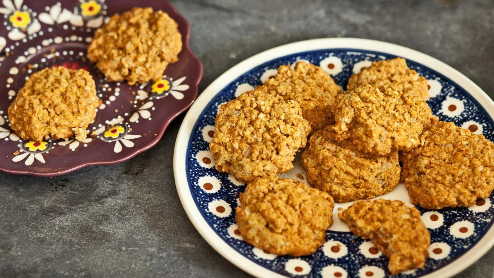 Homemade spiced oat cookies fresh from the oven